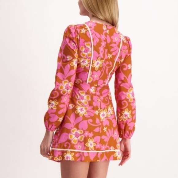 WARM floral vintage inspired Chelsea mini dress size medium - Picture 3 of 7
